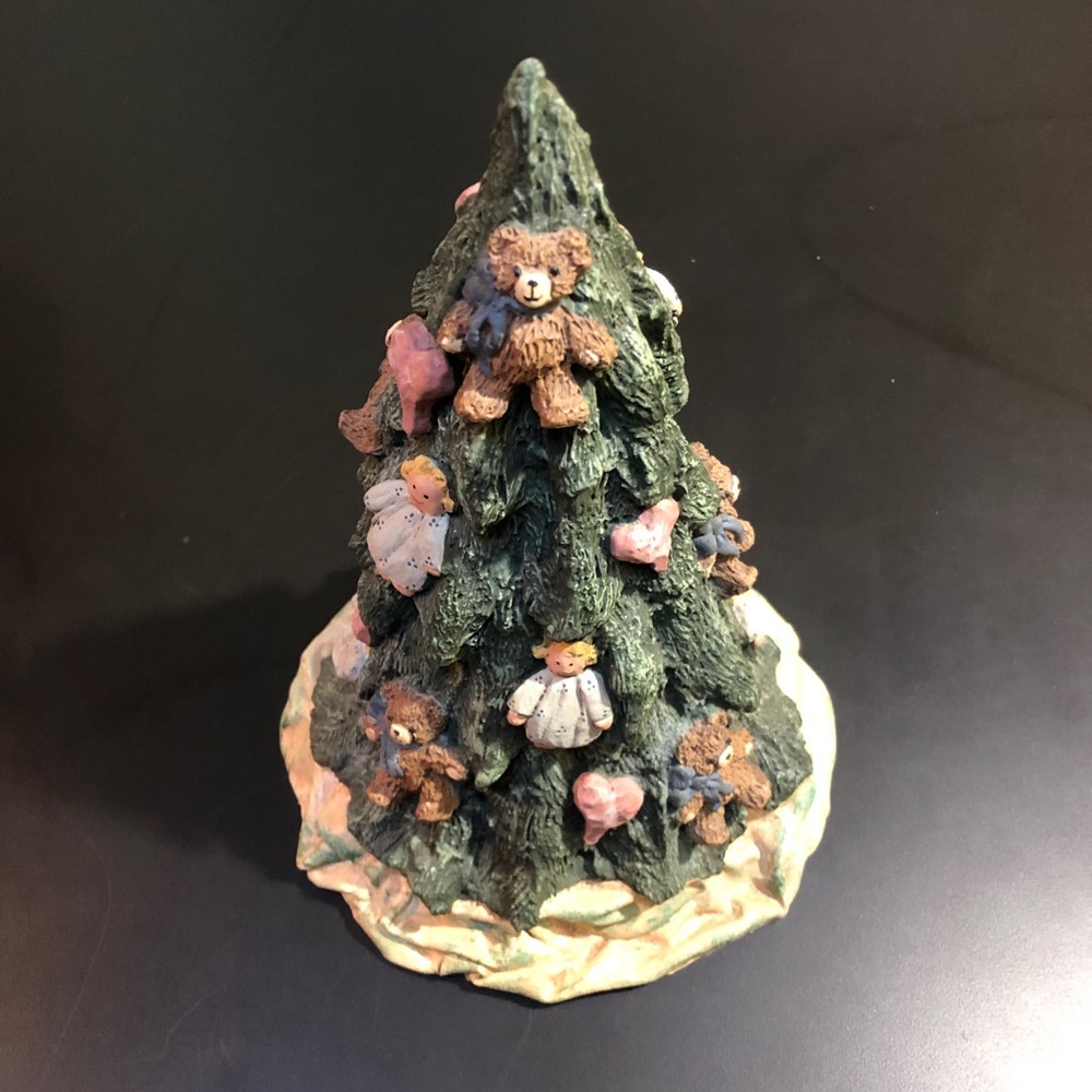 Vintage 1989 Carolyn Carpin tree decoration